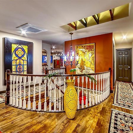 Neocolonial Nouveau Kensington Vacation Home فانكوفر المظهر الخارجي الصورة