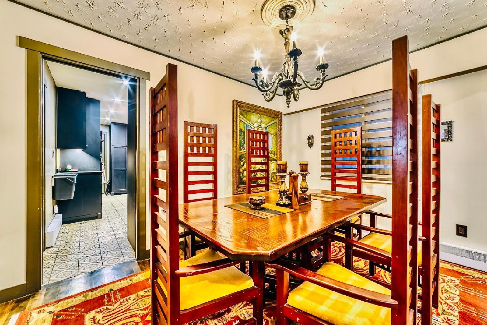 Neocolonial Nouveau Kensington Vacation Home فانكوفر المظهر الخارجي الصورة