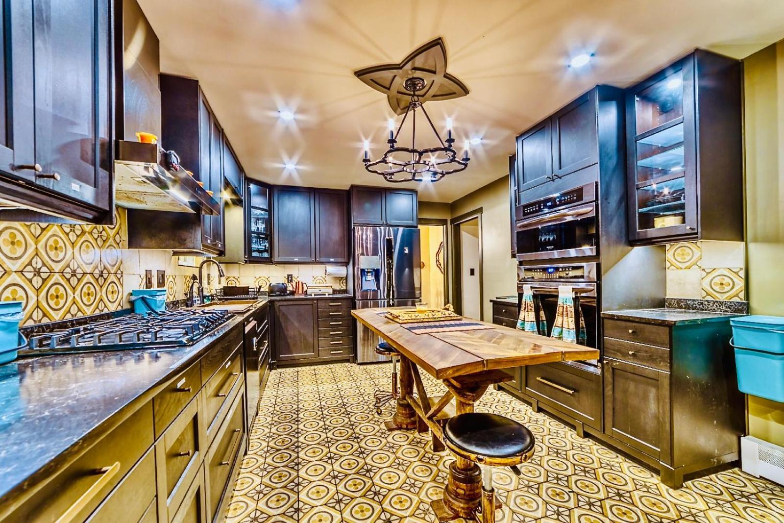 Neocolonial Nouveau Kensington Vacation Home فانكوفر المظهر الخارجي الصورة